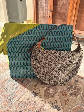 Tory Burch Beige Canvas Monogram Hobo Balloon Bag with Navy Logos